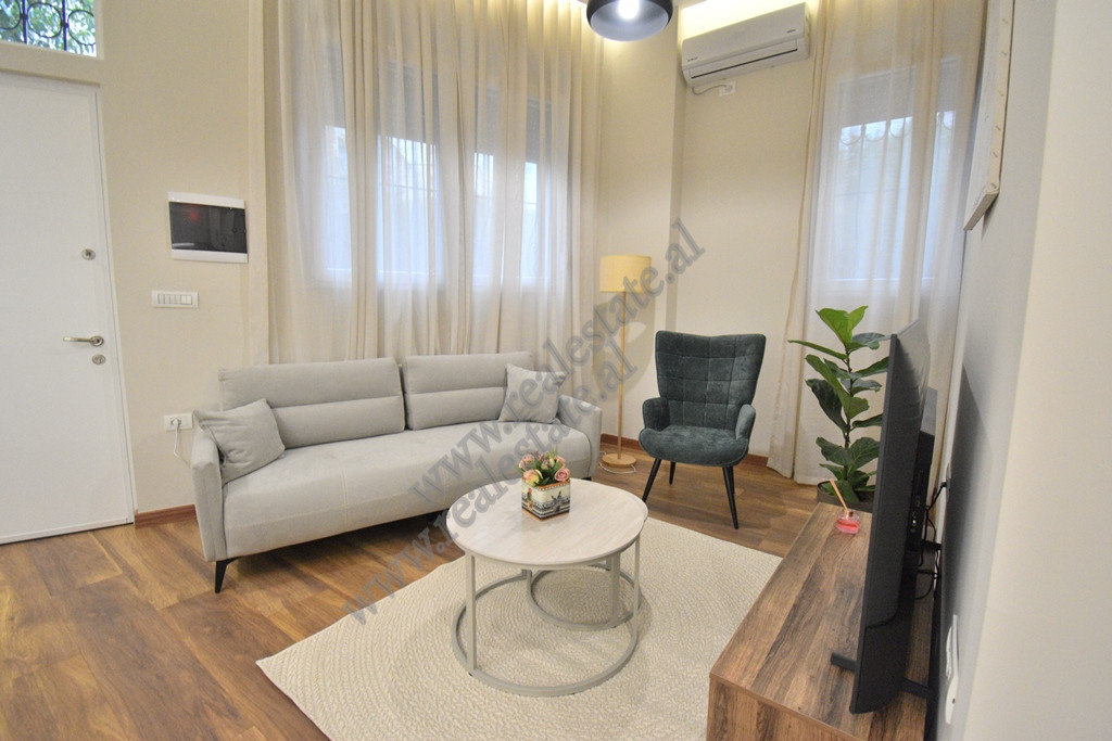 Apartament 2+1 me qira tek Kompleksi Ana ne zonen e Qytet Studentit ne Tirane